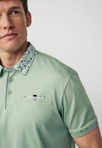 Next SMART COLLAR - Bluză polo - mottled green