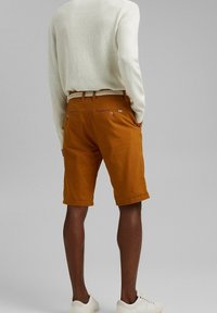 Esprit Short - orange