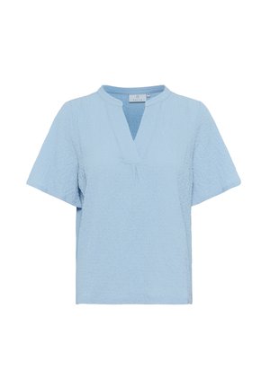 Svetlomodrý krátky rukáv top s textúrovaným povrchom, výstrihom do V a voľným strihom. Jednoduchý dizajn bez viditeľných vzorov alebo ozdôb.
