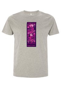 Grå bomullströja med en vertikal grafik i lila, med tecknade karaktärer och texten "FREAKIN' GUARDIANS OF THE GALAXY."