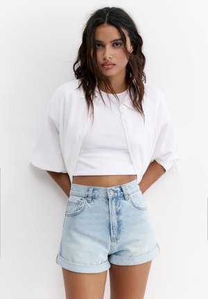 PULL&BEAR Farmer rövidnadrágok - light-blue denim