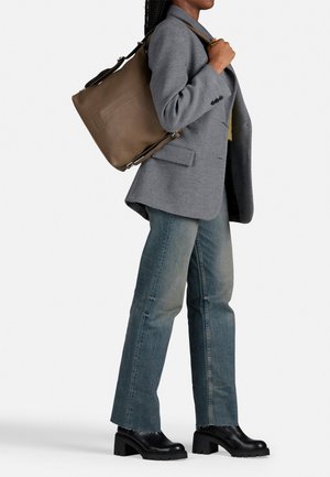 Burkely, SOFT SKYLAR BACKPACK HOBO - Handtas - brown