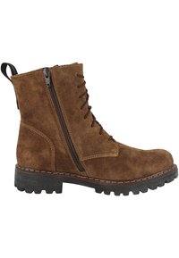 Bottines en suède marron avec un laçage à l'avant, une fermeture éclair sur le côté, une semelle robuste et des détails cousus le long des bords.