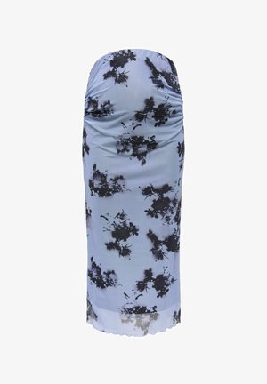 Fustă midi bleu deschis, fără bretele, cu imprimeu floral negru și detalii drapate în zona taliei, având tiv ușor transparent.