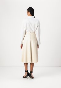 Ted Baker ZIMI - Krilo A-kroja - ecru