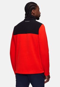 Mammut INNOMINATA - Giacca in pile - mammut red black