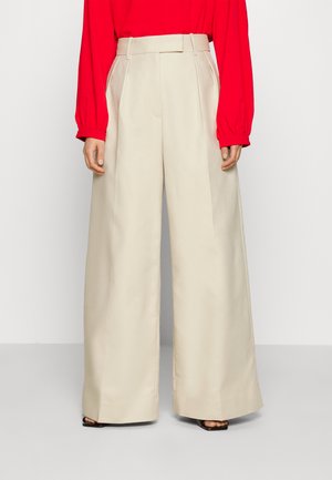 PLEATED WIDE LEG - Trousers - oyster pearl