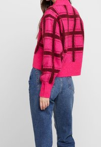 Monki Trui - neon pink