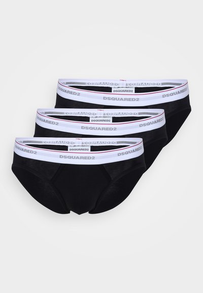 Trois paires de sous-vêtements noirs en slip avec une taille blanche portant la marque "DSQUARED2" imprimée dessus. Tissu lisse avec une coupe ajustée.