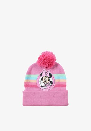 Bonnet en tricot rose avec un pompon, des rayures arc-en-ciel pastel, et un patch Minnie Mouse portant un nœud rose et faisant signe.