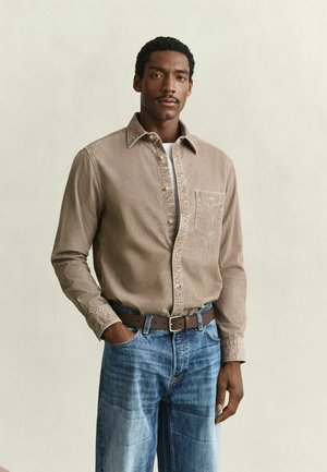 GANT, GANT CORDUROY SHIRT - Hemd - mist taupe