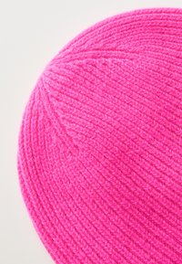 FROM FUTURE UNISEX - Lue - utopic pink