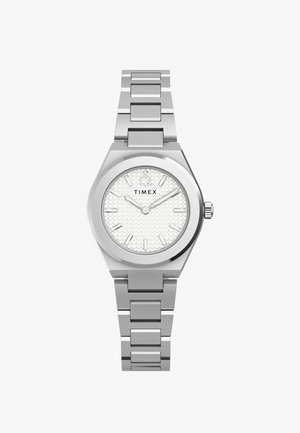Timex armbåndsur i rustfritt stål med hvit mønstret urskive, sølvfargede timeindikatorer og lenket metal armbånd.