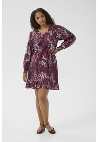 Kaffe Curve MINA - Freizeitkleid - red black abstract graphic