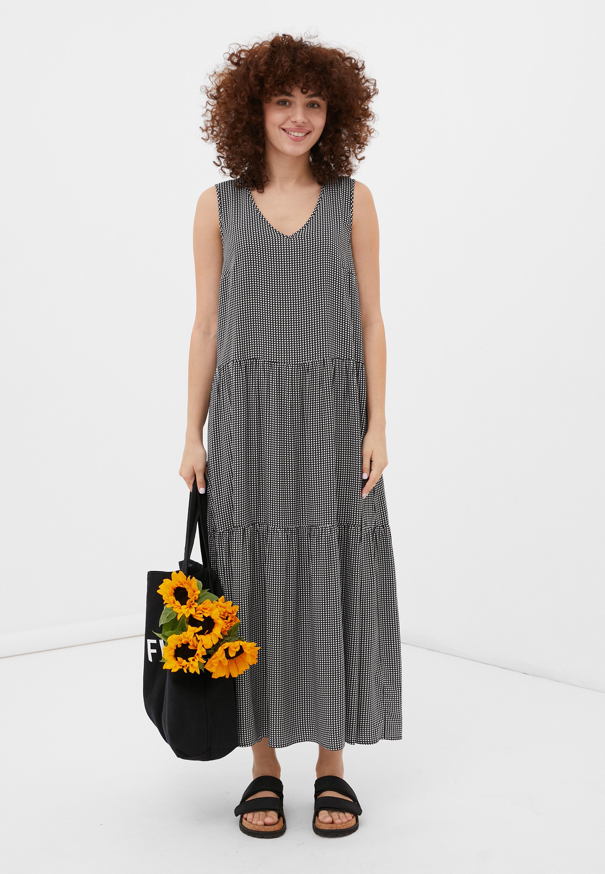 Finn Flare Maxikleid - black/schwarz - Zalando.de