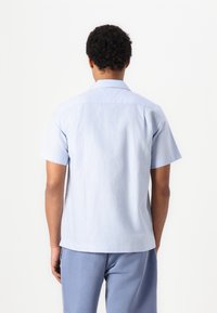 Thumbnail Image 4