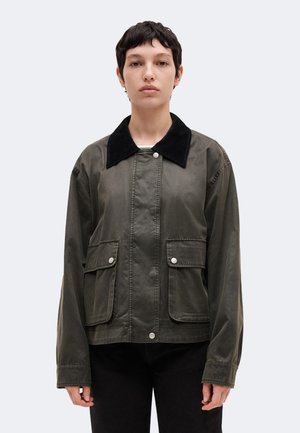 GAP, CARGO BARN - Chaqueta fina - peat
