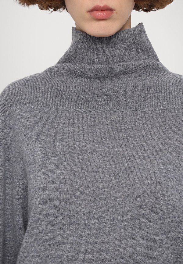 HIGH NECK - Jumper3