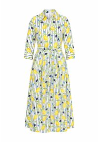 Vestido midi blanco con estampado de limón amarillo, aceituna negra y flores azules, mangas tres cuartos, cuello, cierre de botones y cinturón de lazo en la cintura.