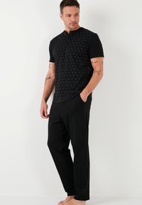 Buratti Pidžaamakomplekt - black