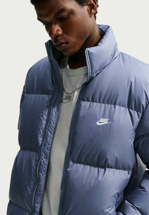 Nike Sportswear Club — foto 3