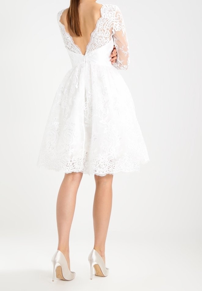 Chi Chi London Cocktail dress / Party dress - white - (Pre-owned) -  Zalando.ie