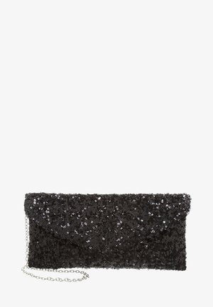 Zwarte rechthoekige clutch tas bedekt met glanzende pailletten met een zilveren kettingriem aan de zijkant bevestigd.