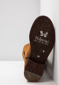 Felmini Wide Fit Bottes - cognac