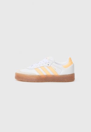 SAMBAE UNISEX  - Sneakers basse - white/acid orange/gold-coloured