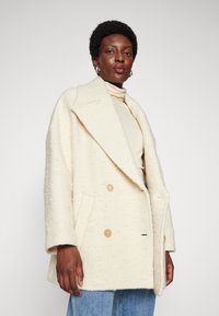 DRYKORN RUNCOM - Manteau classique - off white