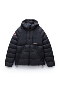 Svart puffjacka med en åtsittande huva, med quiltade sektioner, dragkedjefickor och en färgad detalj på vänster ärm.