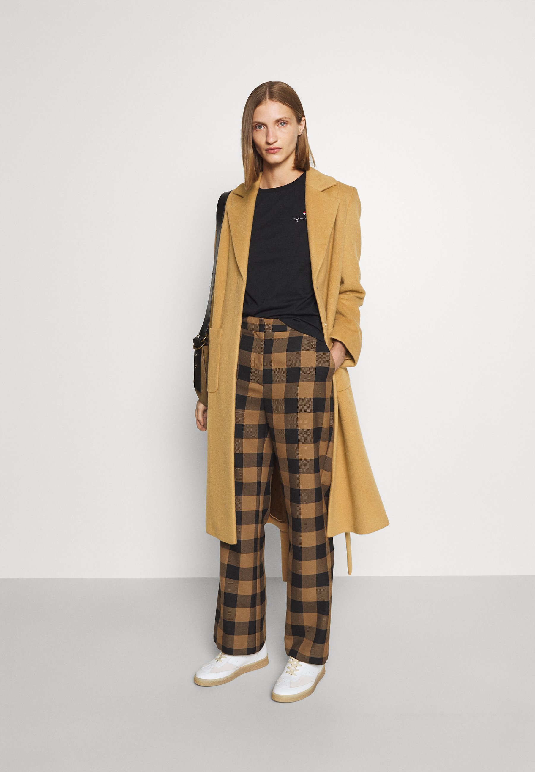 HUGO MESUA - Classic coat - light 
