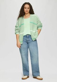 s.Oliver Longsleeve - mint