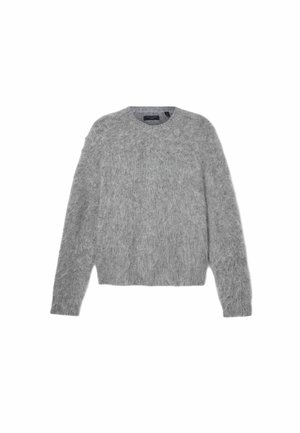 Grauer, langärmeliger Pullover aus flauschigem Material mit Rundhalsausschnitt und cropped Fit. Glatte Textur mit einem weichen, leichten Erscheinungsbild.