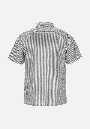 Camicia a maniche corte a righe in bianco e nero, con colletto a camicia, orlo dritto e una texture di tessuto leggero.