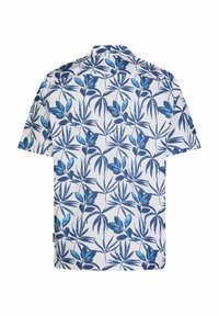 T-shirt met korte mouwen van witte stof met een blauw bladerenpatroon. Klassieke kraag, rechte snit en lichte textuur.