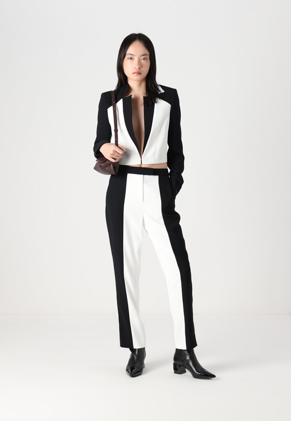 COLOUR BLOCK CIGARETTE PANTS - Trousers4