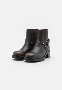 Steve Madden Stivaletti texani / biker - brown