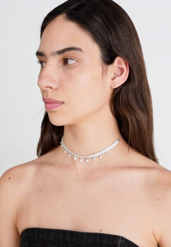 ARIANA GRANDE X SWAROVSKI PEARL CHOKER - Necklace3