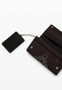 Desigual LARGE STUDDED - Geldbörse - brown