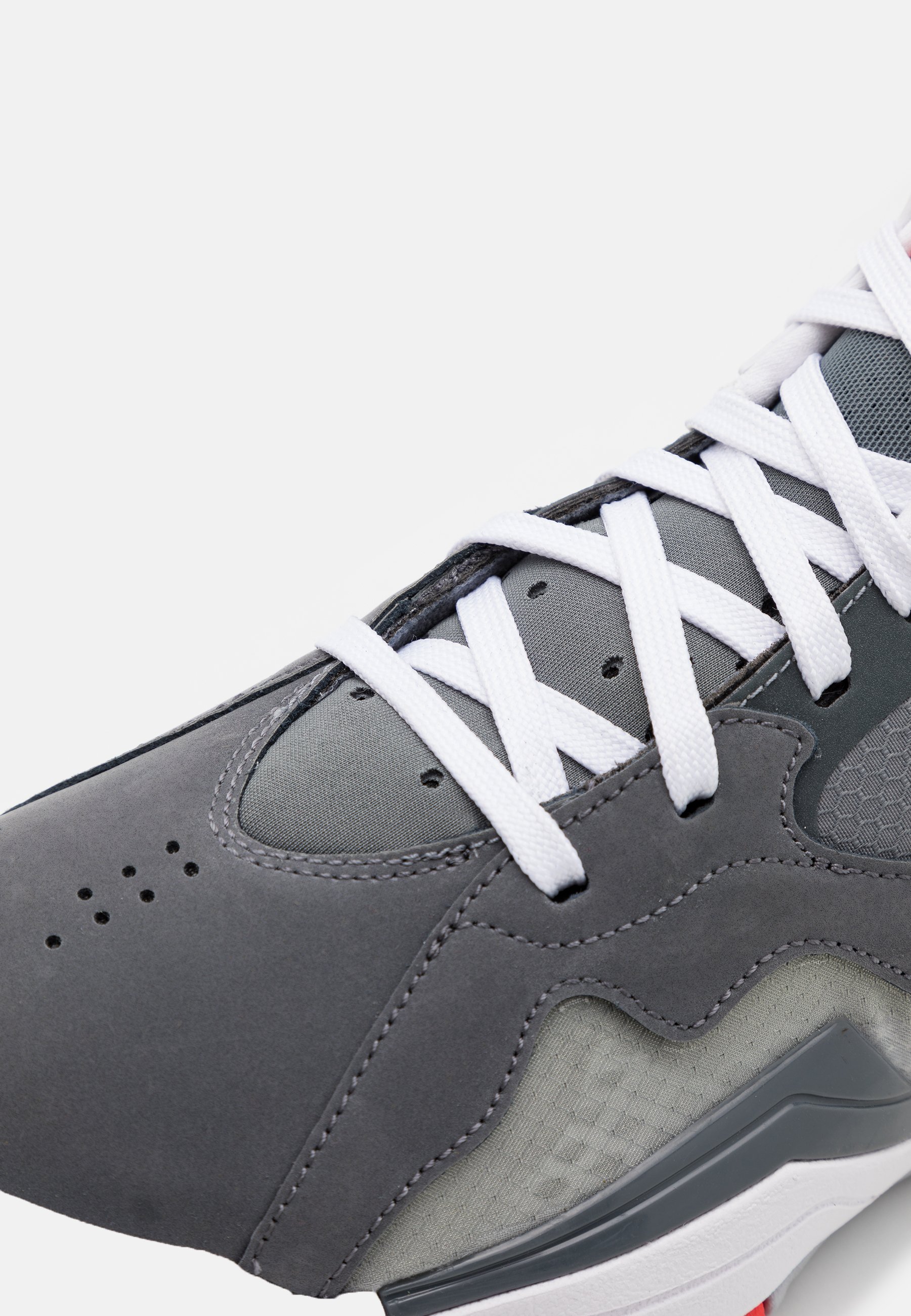 zalando jordan zoom 92