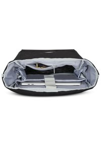 Borsa nera con interni grigi, dotata di una sezione imbottita per un laptop, tasca con zip e tracolla regolabile per una chiusura sicura.