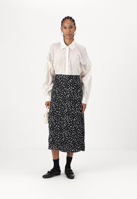 Herita Gonna a campana - black