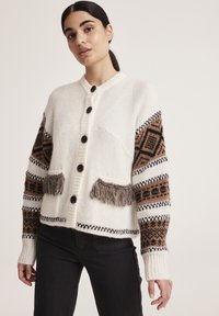 Odd Molly Strickjacke - light chalk