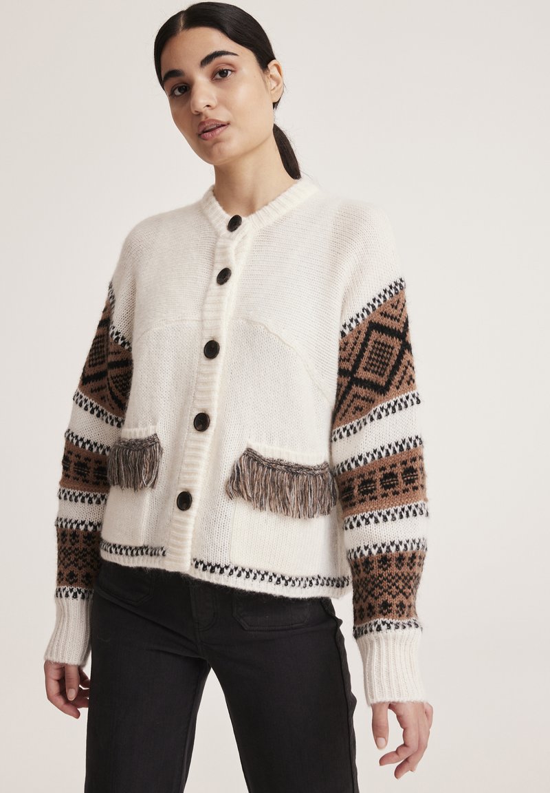 Odd Molly Strickjacke - light chalk