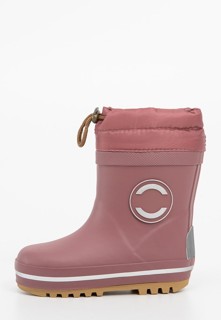 Rosa Gummistiefel mit einer dicken weißen Sohle, verstellbarem braunem Zugband oben und einem runden Logo an der Seite.