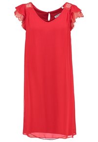 Robe rouge à manches courtes avec des accents en dentelle aux épaules, un décolleté en trou de serrure, et une coupe ample et fluide en tissu léger.