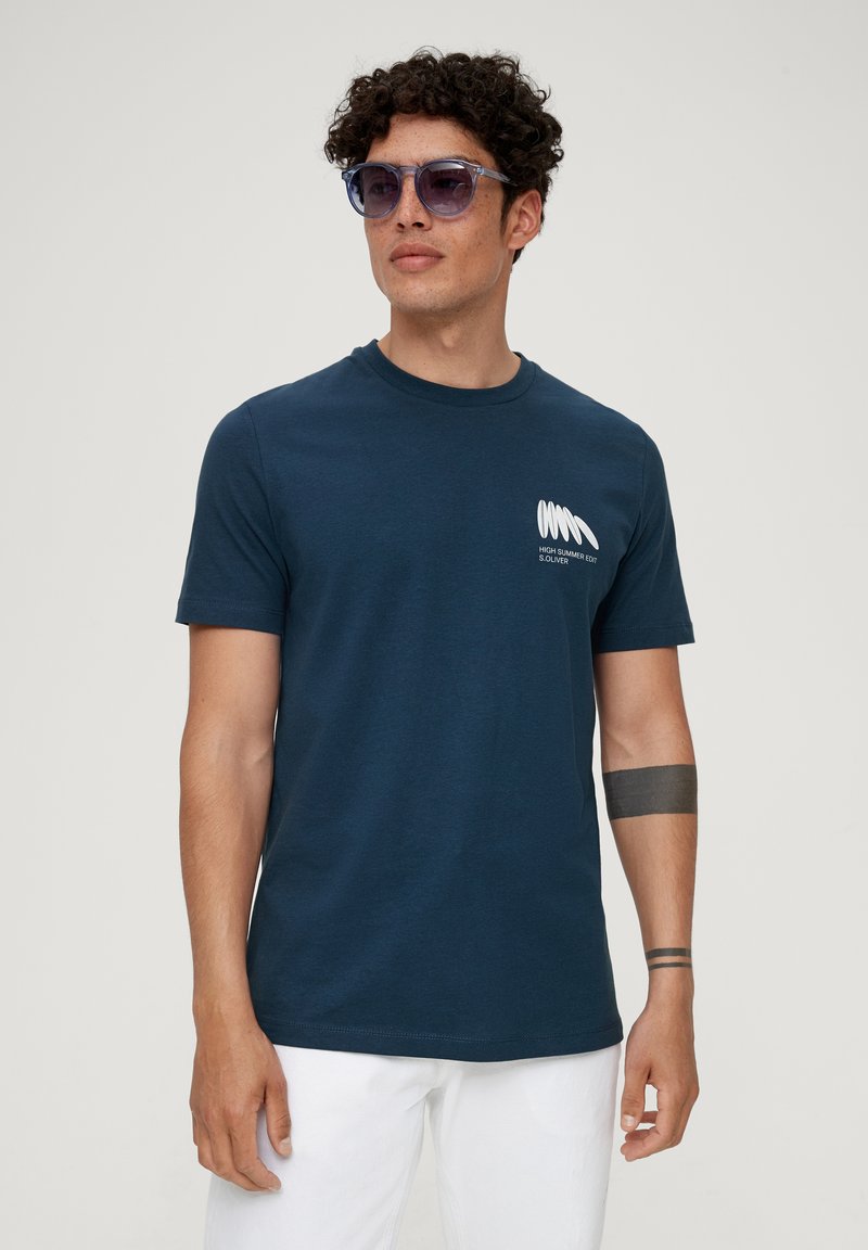 s.Oliver MIT FRONTPRINT - T-shirt z nadrukiem