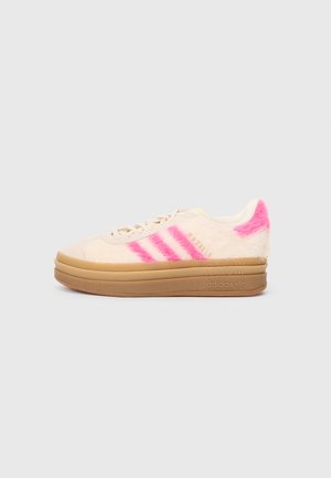 GAZELLE BOLD - Sportcipő - cream white/shock pink/gold-coloured