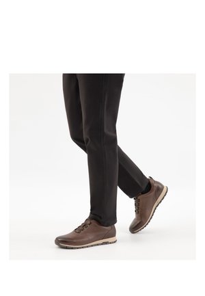 Wojas Trainers - dark brown